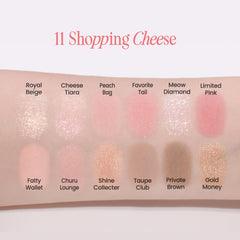 CLIO PRO EYE PALETTE AIR matte and shimmer shades enable smooth blending.