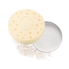 Club Suppin translucent powder compact blends invisibly for a natural finish.