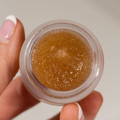 COLLEEN ROTHSCHILD Sugar Lip Scrub ingredient crystals highlight natural exfoliation.