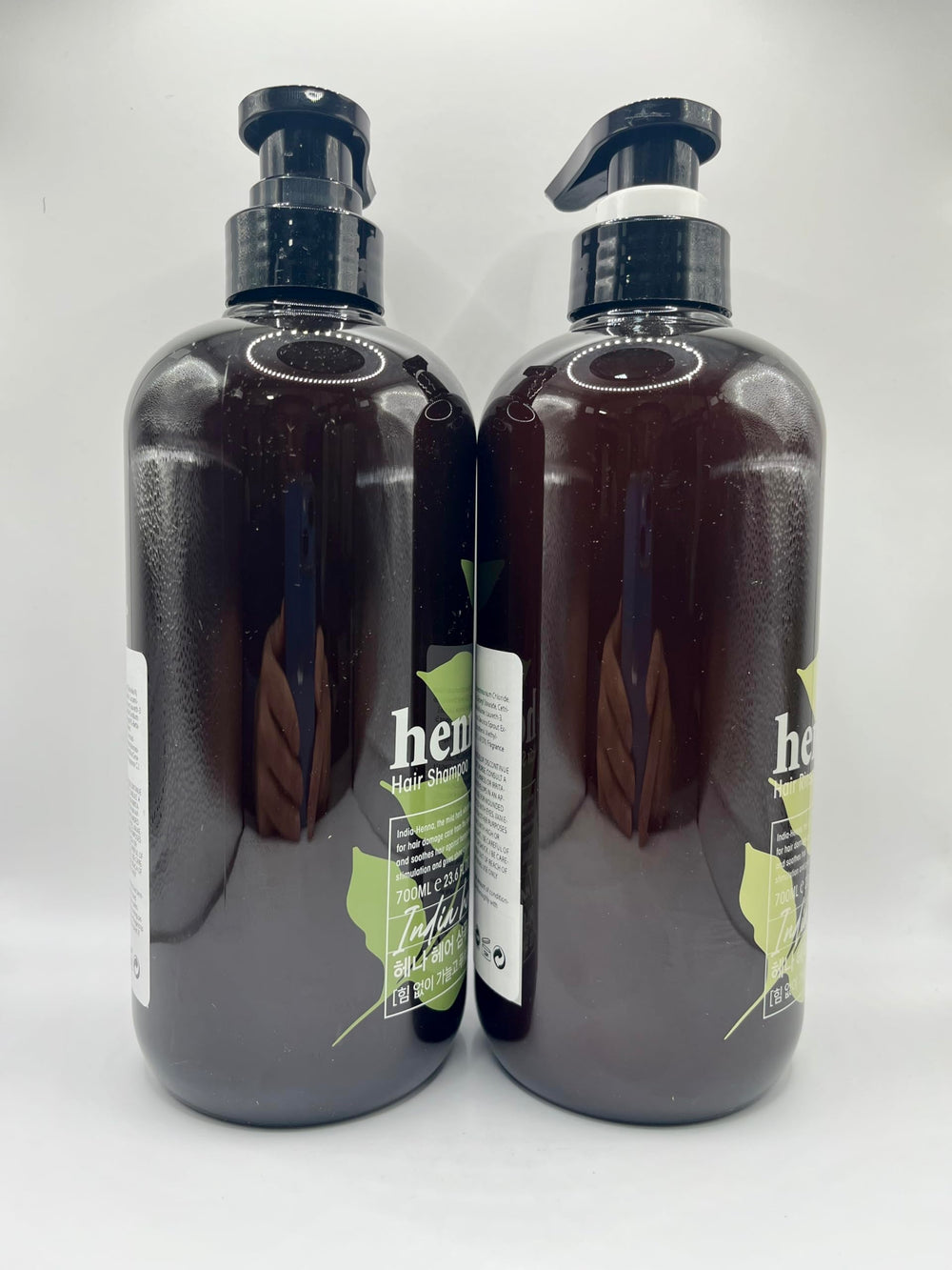 COSMOCOS Henna Hair Rinse bottle front emphasizing moisture retention and anti-static benefits