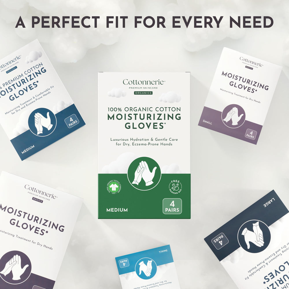 Cottonnerie Basics sleeping gloves in medium size support gentle skin hydration.