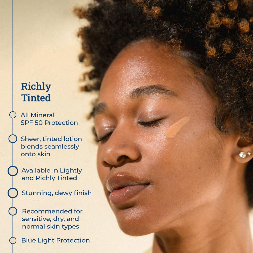 CoTZ fragrance-free formula highlights pore-friendly, non-irritating skincare compatibility.