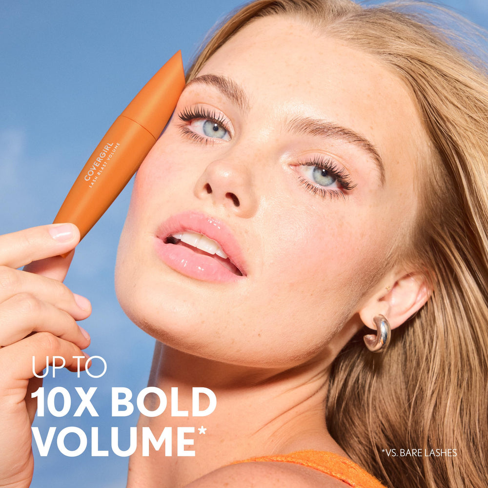 CoverGirl Perfect Point Plus Eyeliner Black Onyx packaging for quick, on-the-go definition.
