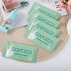 Cptoion soft non-woven fabric, comfortable touch.