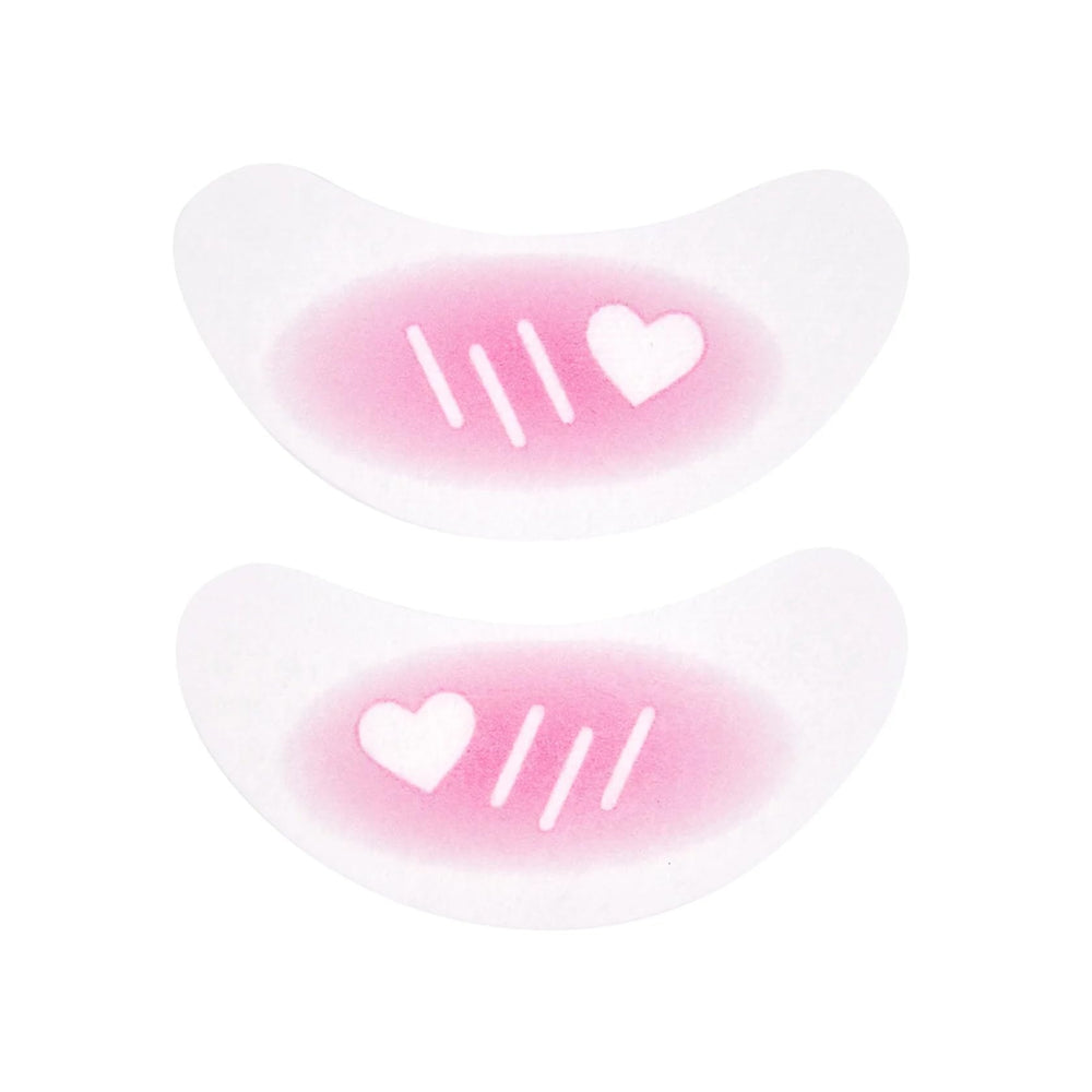 The Crème Shop Mult-Eye Task patches in Anime Glow application scene for quick refresh and hydration.