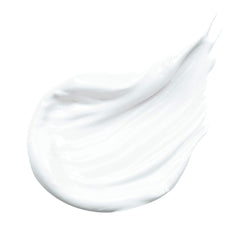 Curél Baby-safe 6 months image indicates gentle care for young skin.