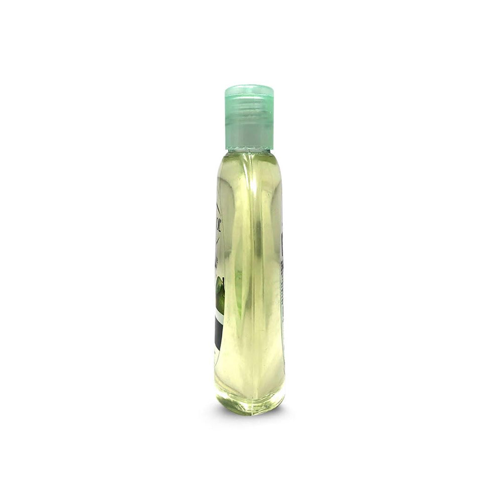 Curveland Eskinol cleanser routine image, prepping skin for moisture.