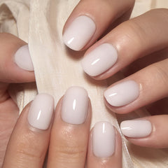 CurvLife 24-piece press-on nails pack for versatile styling