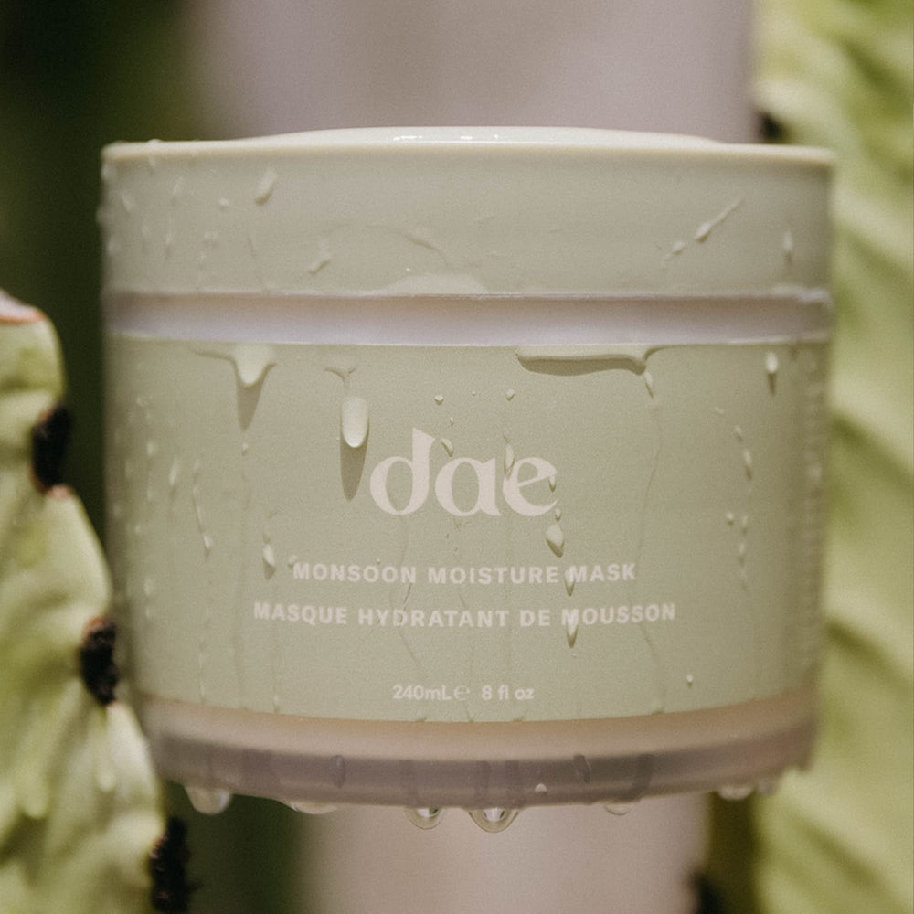 Vegan and cruelty-free badge underlines ethical care for hair routines.