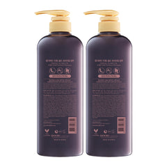 Daeng Gi Meo Ri Ki Gold Premium Shampoo bottle pour captures smooth, refreshing lather