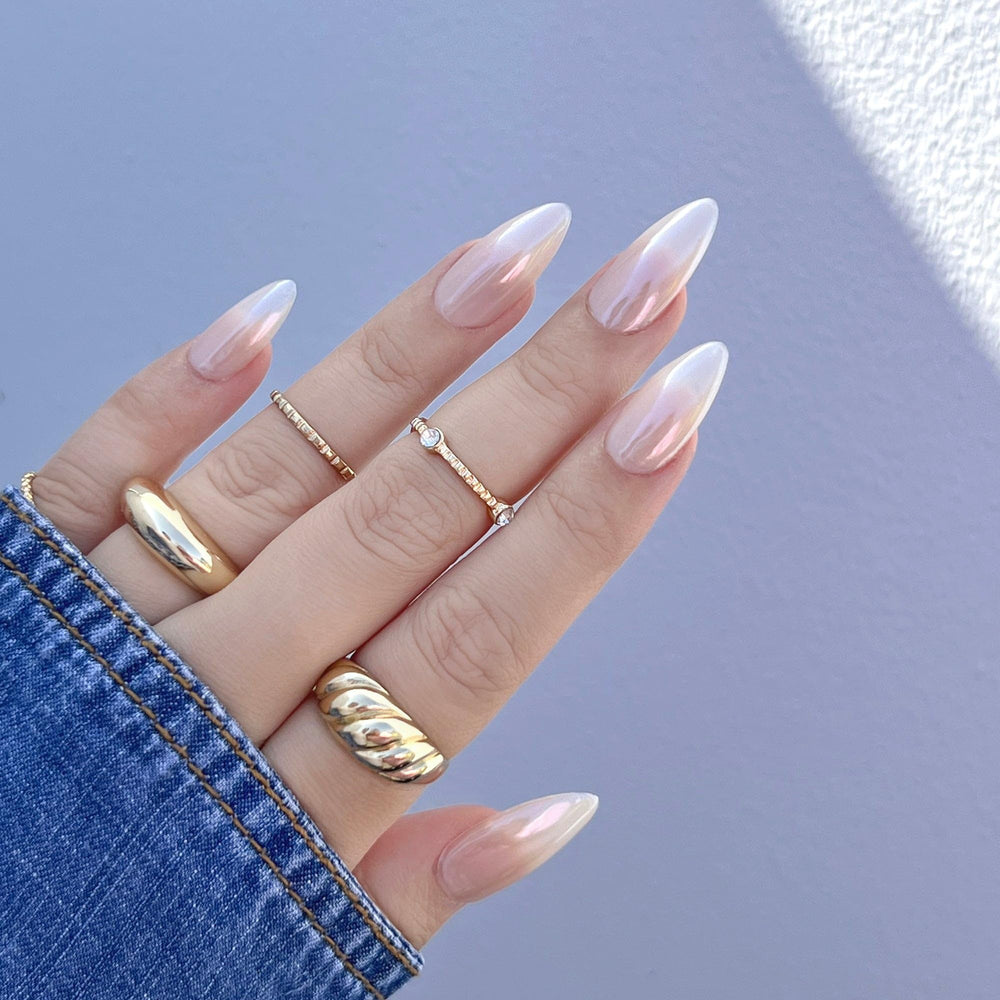 Daily Charme glazed donut look achieved with chrome powders using the base gel.