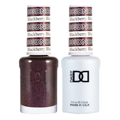 Daisy DND Blackberry Blast gel polish bottle close-up showing rich plum color and shimmer for striking nails.