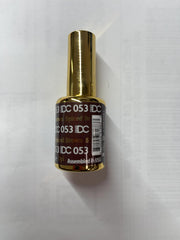 Daisy DND DC 0.5 fl oz bottles provide ample color for multiple manicures
