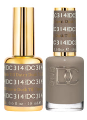 Daisy DND DC gel polish set front bottle shows rich pigmentation for bold nails.