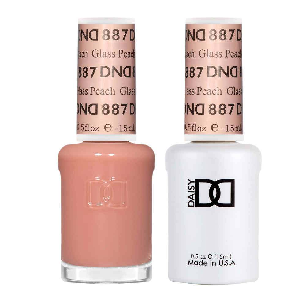 Daisy DND Glass Peach gel polish bottle in a sheer peach finish for a subtle, glossy look.