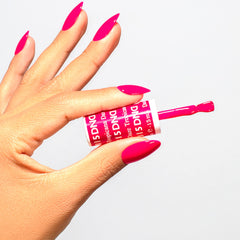 DAISY DND Tropicana Daze lacquer bottle for a complementary finish at home.