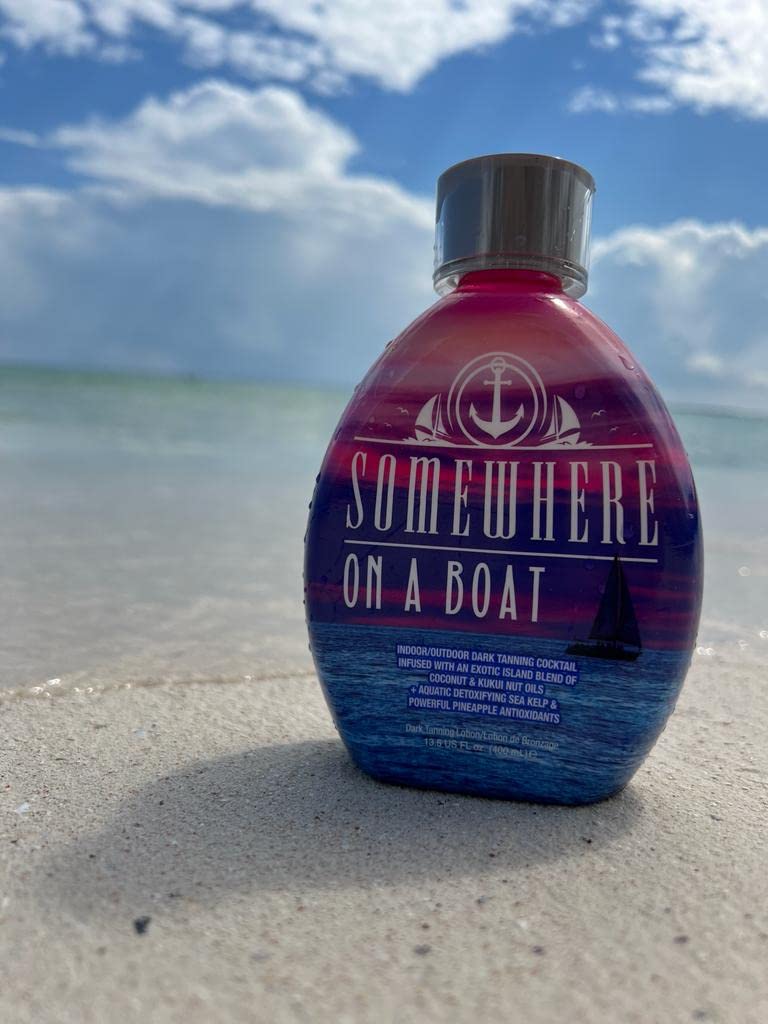 DARK TANS EXCLUSIVE Somewhere On A Boat coconut oil ingredient highlights hydration