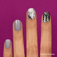 Dashing Diva Ivy Opal set: chic opalescent nails with durable wear