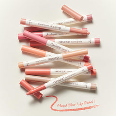 Dasique Mood blur lip pencil creamy texture close-up demonstrates seamless blending