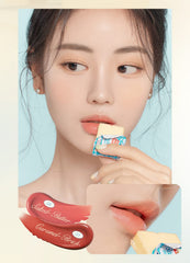 dasique Cream de butter Tint 02 natural matte finish on lips.