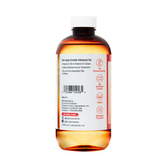 De La Cruz Sweet Almond Oil close-up shows light, fast-absorbing texture.