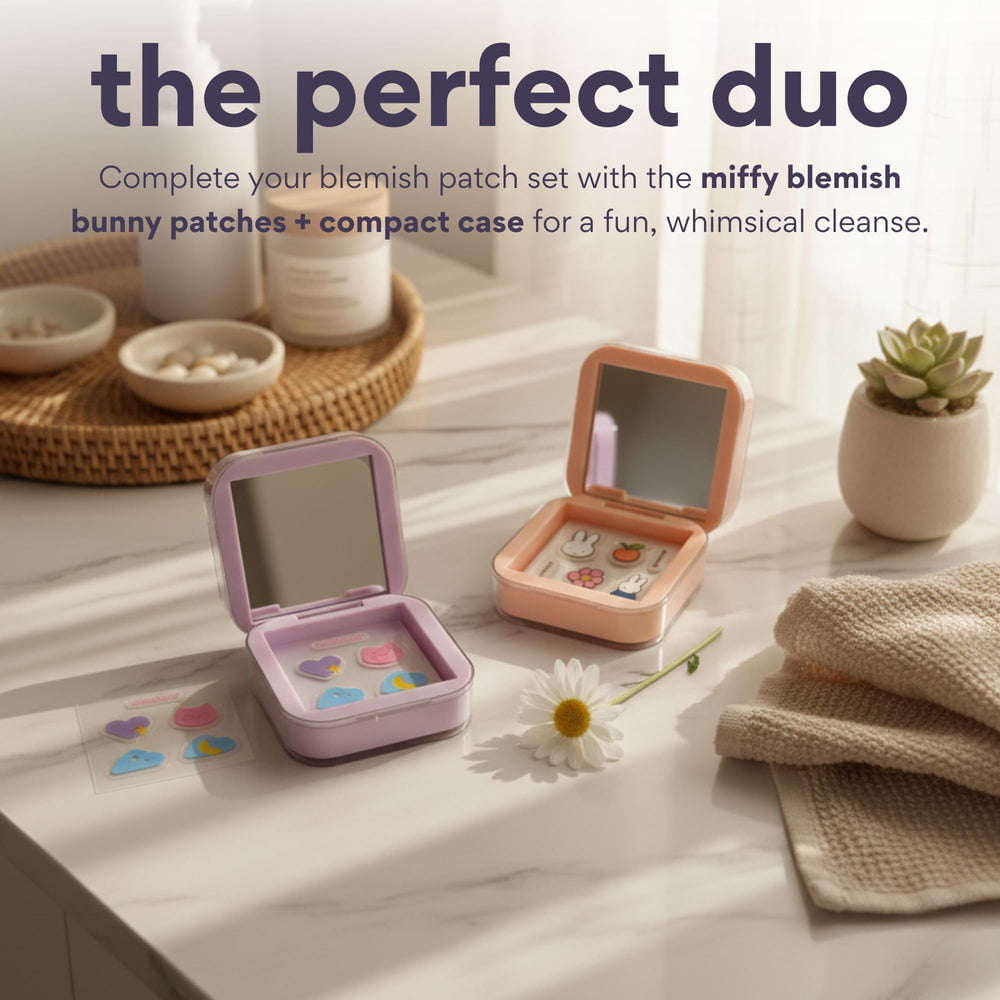 Dearcloud compact case with mirror keeps patches portable and ready