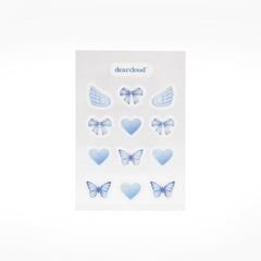 Dearcloud patches with heart design provide daily protection and subtle redness reduction.