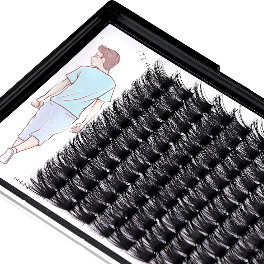 Dedila D Curl lashes in 8-20mm range for a bold eye opening look.