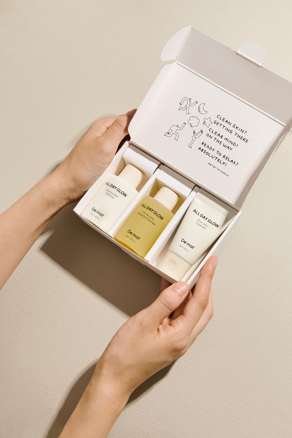 Barrier-friendly, low-pH formulas protect sensitive skin.