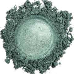 DEMÚRE Emerald Green eye shadow palette with natural shimmer pigments for vibrant looks