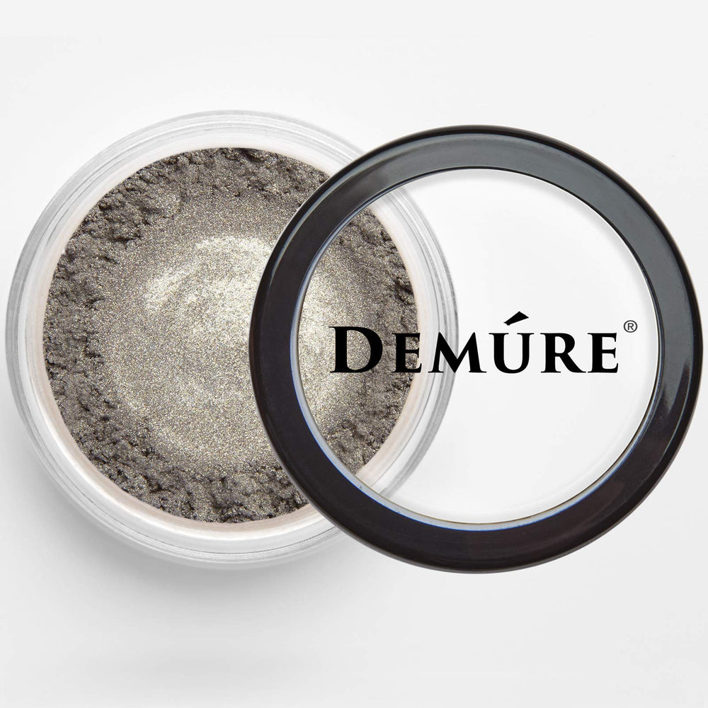 Demure Eye Shadow Pewter Close-Up reveals fine mineral pigment.