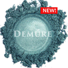 DEMÚRE Mineral eye shadow close-up showing rich color payoff and mineral texture.