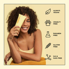 Design.Me Bounce.ME in-use ritual promotes refreshed, hydrated curls.