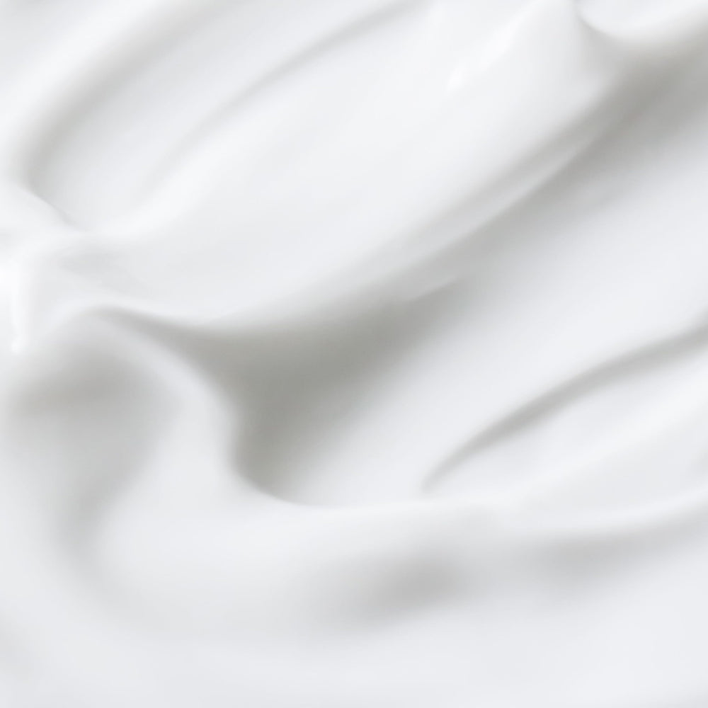 Dionis Goat Milk Cream close-up highlights non-greasy finish