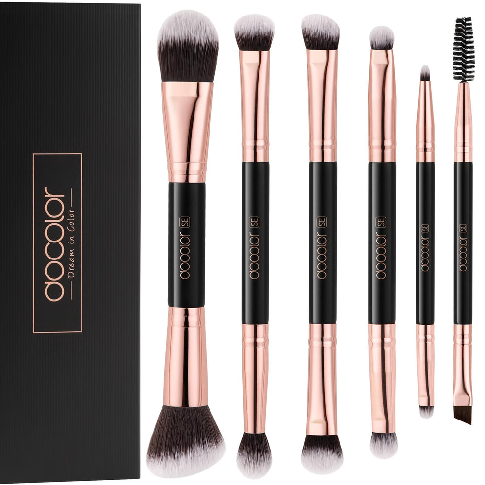 Docolor double-sided eyeshadow brushes for versatile shading and blending on lids.