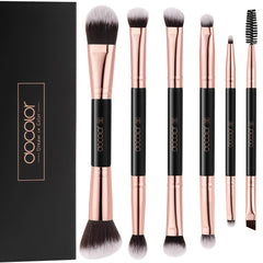 Docolor double-sided eyeshadow brushes for versatile shading and blending on lids.