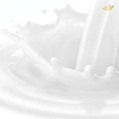 Dove Deep Moisture recyclable bottle highlights eco-friendly packaging.