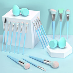 DUAIU makeup sponge set for flawless, seamless coverage.