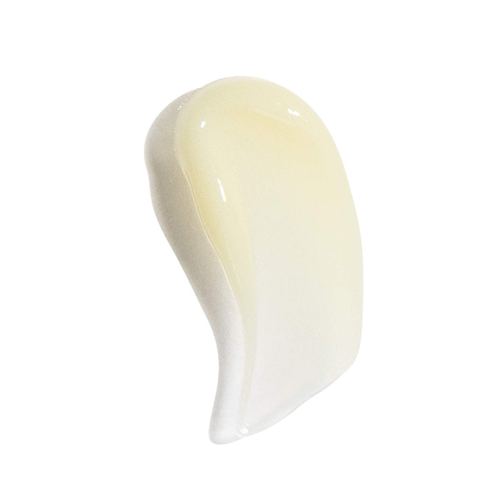 Ducray Kertyol P.S.O. shampoo bottle close-up, features micronized sulfur