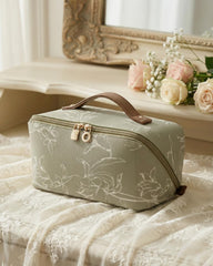 Eachy sturdy handle and smooth zippers support frequent trips.