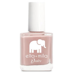 ella+mila Desert Suede brush-stroke on nails demonstrates even application.