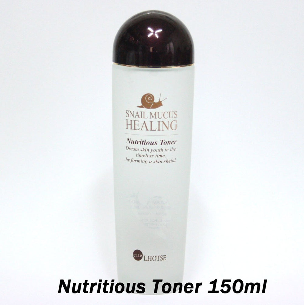 Elle Lhotse moisture essence application shows quick absorption and lasting hydration.