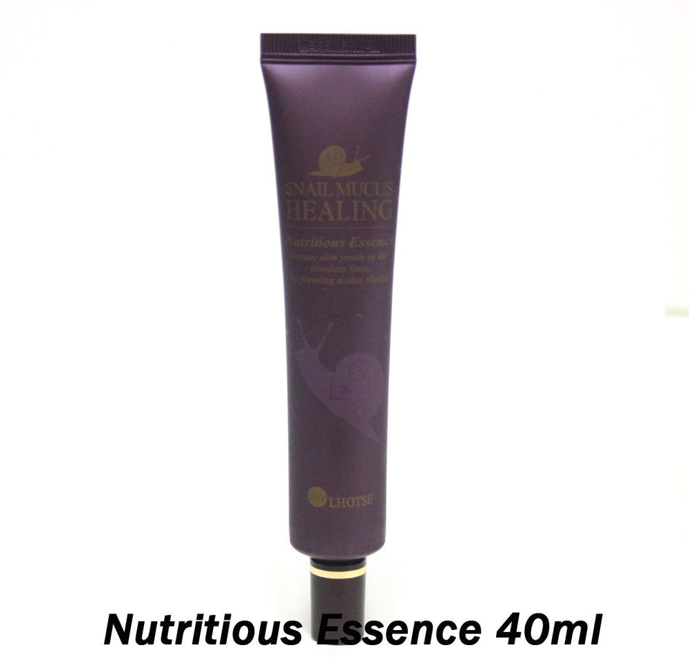 Elle Lhotse snail mucin 7pcs set packaging showcases premium formulas.