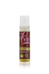 én Love Moisture Crush Foaming Mousse bottle promotes hydration for curls