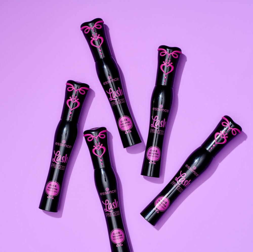 Lashes defined during application with smooth, glide-on mascara