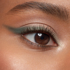 Lash Princess Brown adds length and volume for a natural lift.