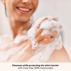 Creamy lather from Everist Body Wash Concentrate spreads across skin