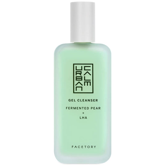 FACETORY Urban Calm Hydrating Face Wash bottle closeup for gentle daily cleansing.
