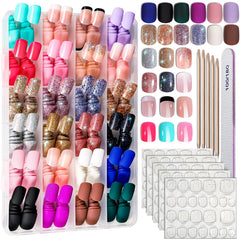 Fandamei press-on nails in short square matte and glossy finishes for versatile nail art