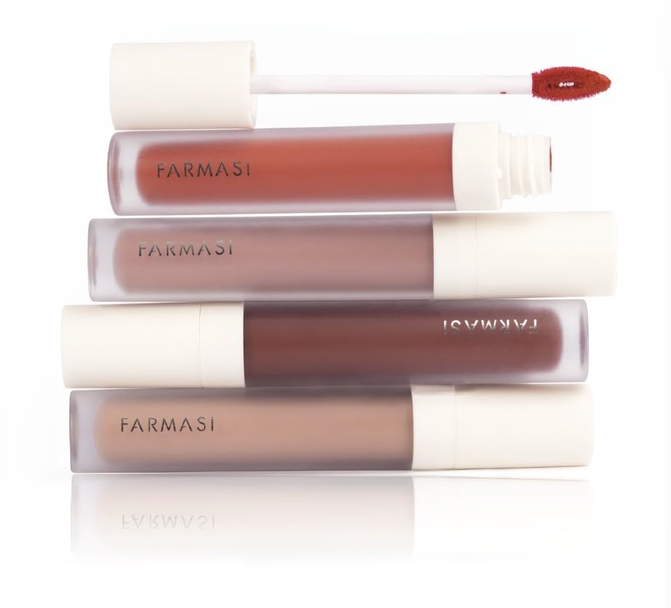 Farmasi Cool Girl close-up texture reveals velvety matte finish from pure pigments.